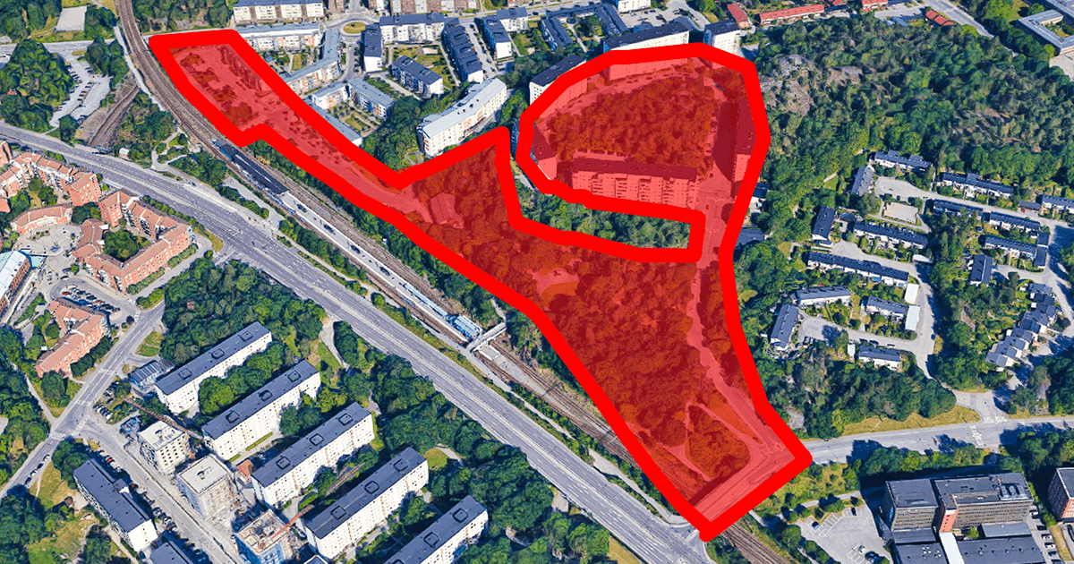 Bebyggelse längs Magelungsvägen för ca 350 bostäder utöver tidigare föreslagna 150 lägenheter, centrum, förskola och park intill Farsta strands pendeltågsstation.